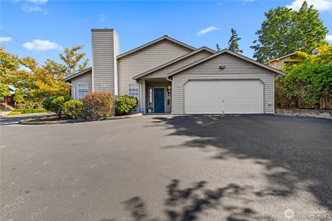 Photo of 820 N 8th Street #A, Mount Vernon, WA 98273 (MLS # 2437105)