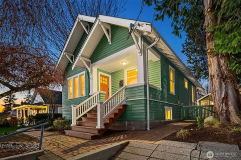 Photo of 334 NW 51st Street, Seattle, WA 98107 (MLS # 2470113)