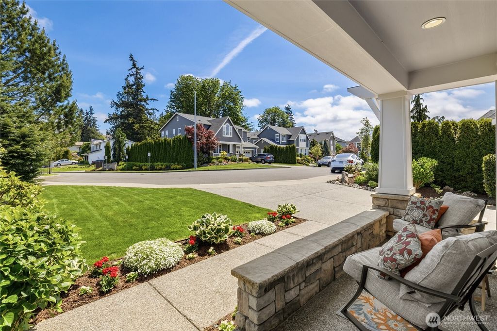 Photo of 5001 70th Place SW, Mukilteo, WA 98275 (MLS # 2528173)