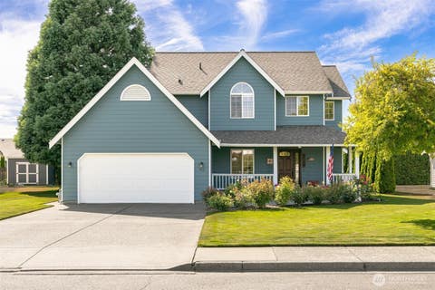 Photo of 913 N Pine Court, Lynden, WA 98264 (MLS # 2562180)