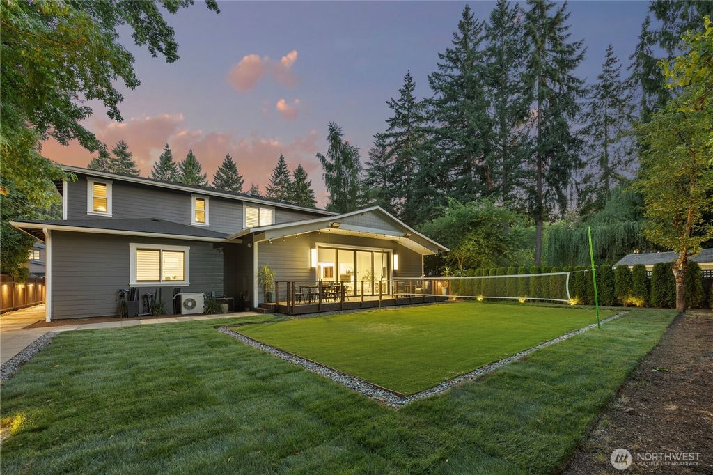 Photo of 14424 SE 17TH Street, Bellevue, WA 98007 (MLS # 2407953)