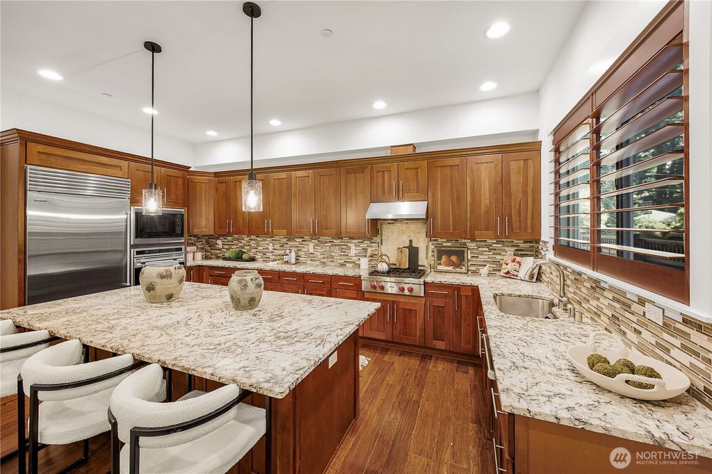 Photo of 14424 SE 17TH Street, Bellevue, WA 98007 (MLS # 2407953)