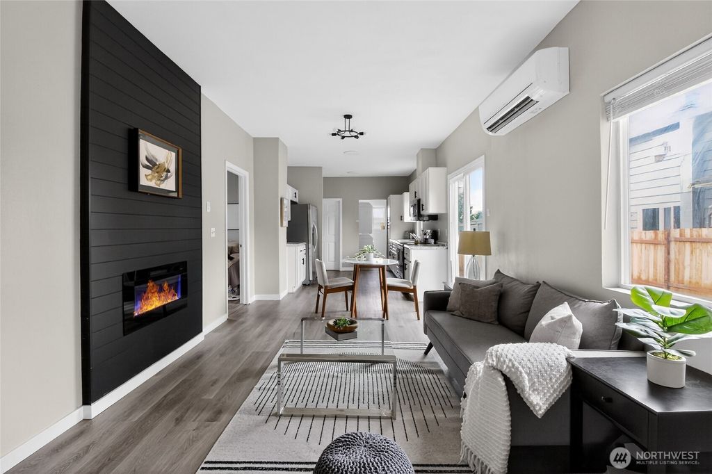 Photo of 2415 Cedar Street #A, Everett, WA 98201 (MLS # 2496123)