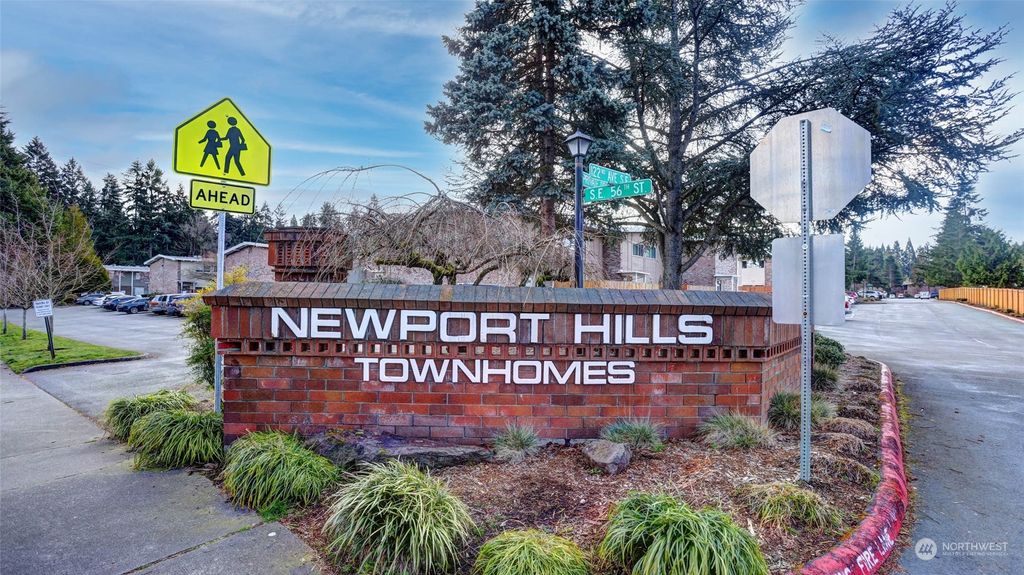 Photo of 5918 123rd Avenue SE, Bellevue, WA 98006 (MLS # 2202942)