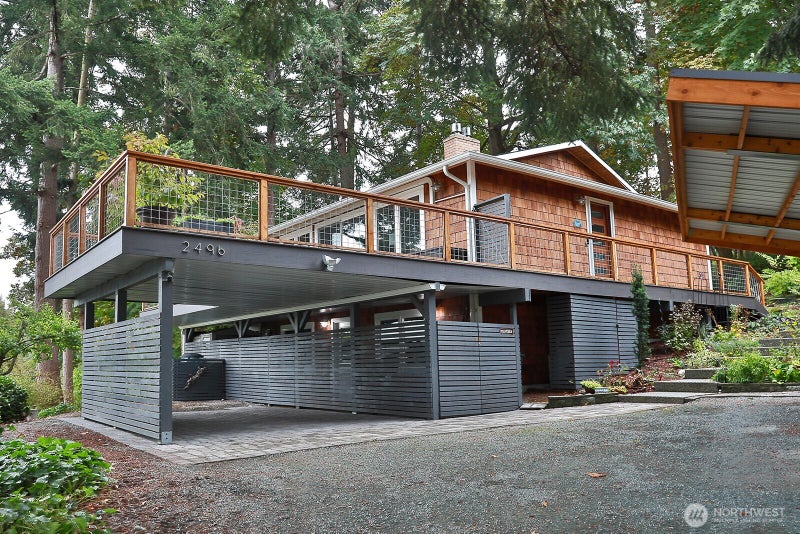 2496 Discovery Place