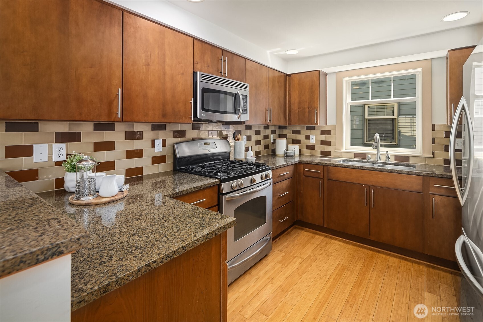 916 N 73rd Street A