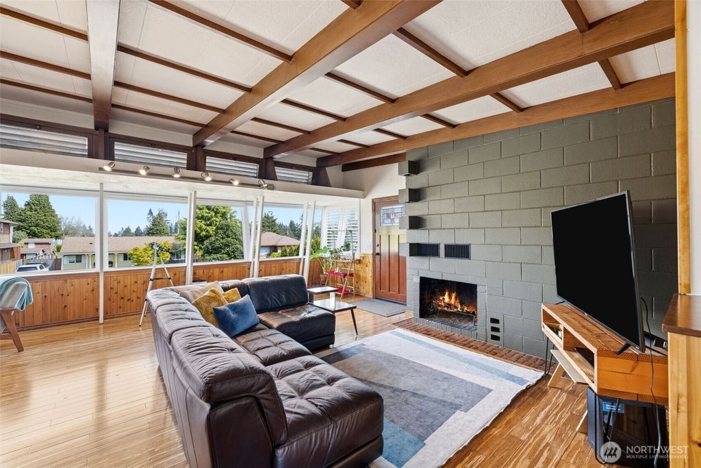 Photo of 4826 Delaware Avenue, Everett, WA 98203 (MLS # 2519032)