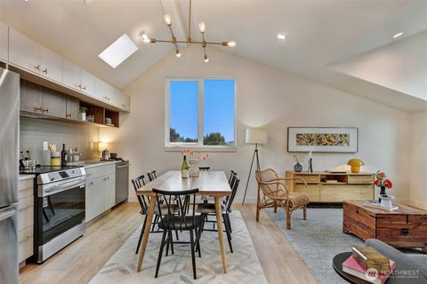 Photo of 1705 Martin Luther King Jr Way, Seattle, WA 98122 (MLS # 2589461)