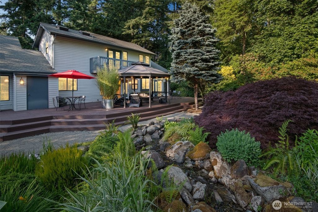 Photo of 24230 218th Avenue SE, Maple Valley, WA 98038 (MLS # 2393955)