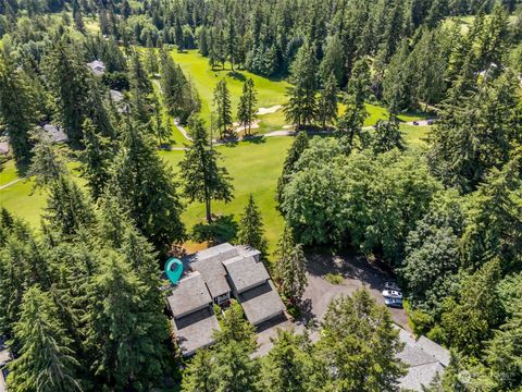 A home in Port Ludlow