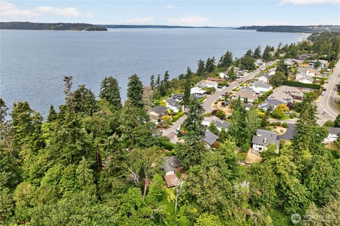 Photo of 26516 8th Avenue S, Des Moines, WA 98198 (MLS # 2562354)