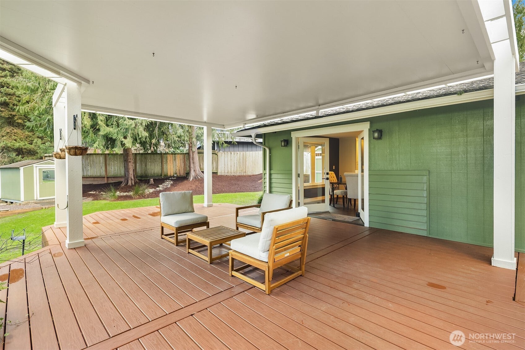 Sammamish, Washington, 98075, United States, 3 Bedrooms Bedrooms, ,2 BathroomsBathrooms,Residential,Active,2030564