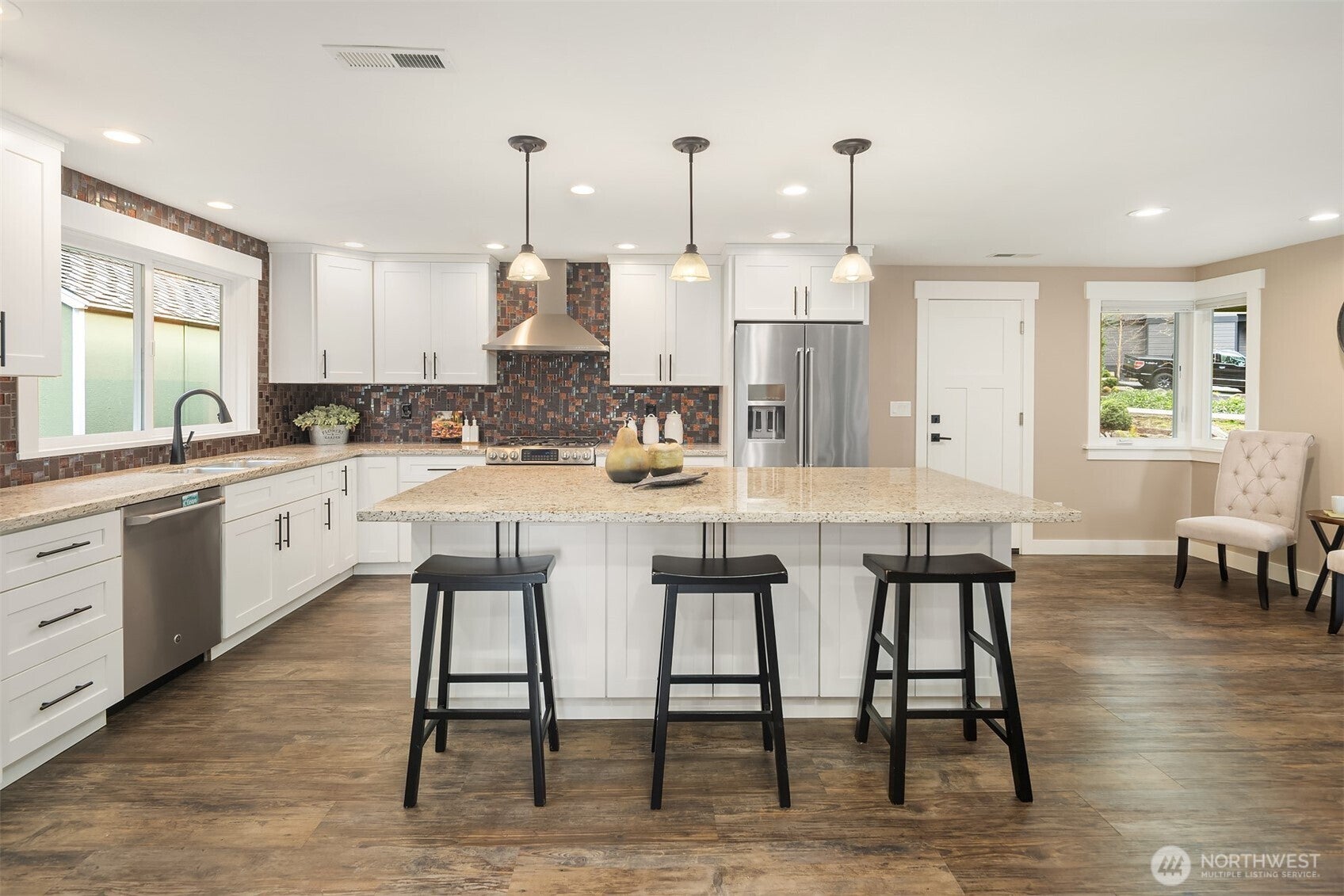 Sammamish, Washington, 98075, United States, 3 Bedrooms Bedrooms, ,2 BathroomsBathrooms,Residential,Active,2030564