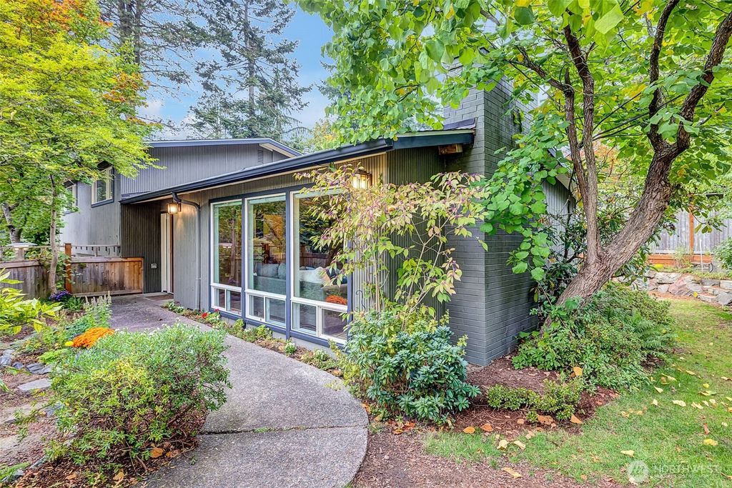 Photo of 10203 20th Avenue NE, Seattle, WA 98125 (MLS # 2443942)