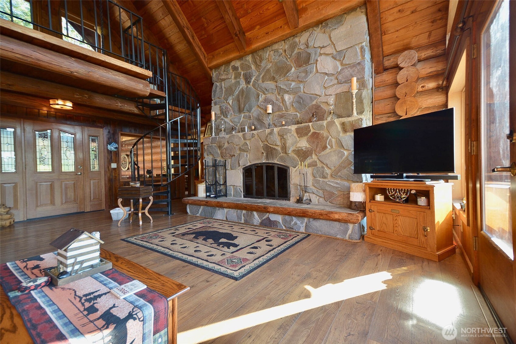 46711 Mountain Hwy E