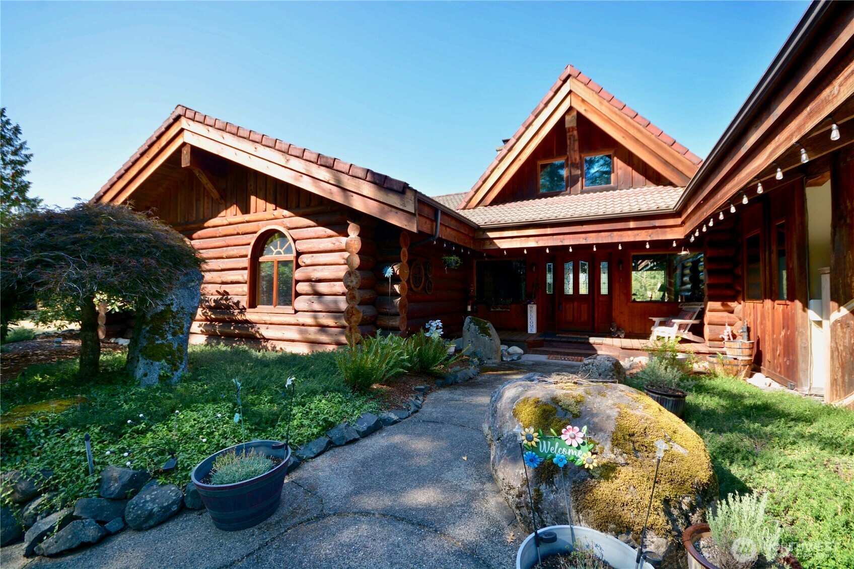 46711 Mountain Hwy E