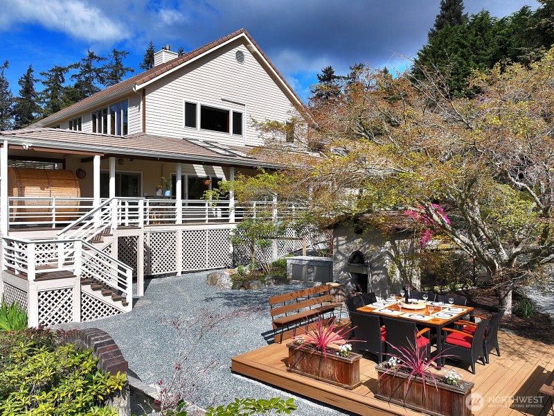 5741 Crow Haven Road