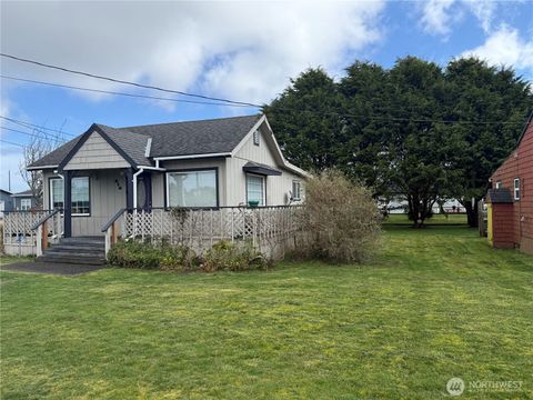 310 Washington Avenue N Long Beach WA 98631