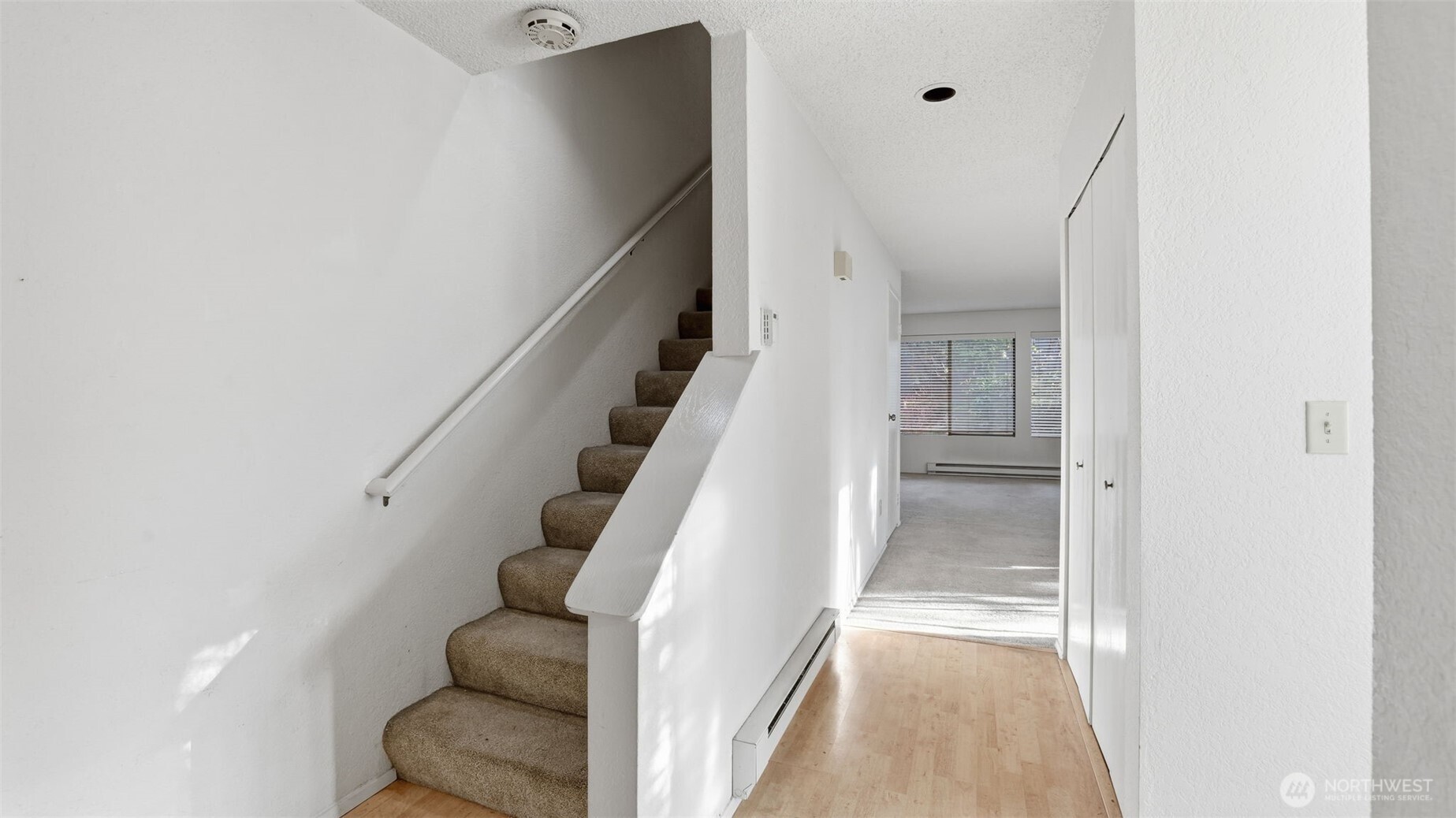 1850 Grant Avenue S D5