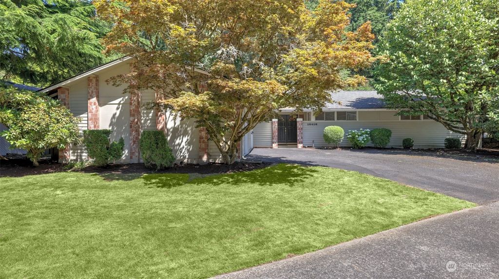Photo of 10416 165th Place NE, Redmond, WA 98052 (MLS # 2266582)
