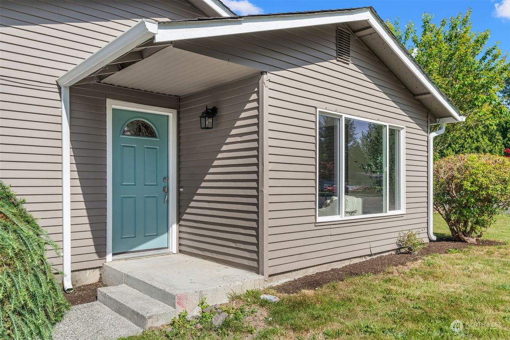 Photo of 9426 58th Drive NE, Marysville, WA 98270 (MLS # 2101863)