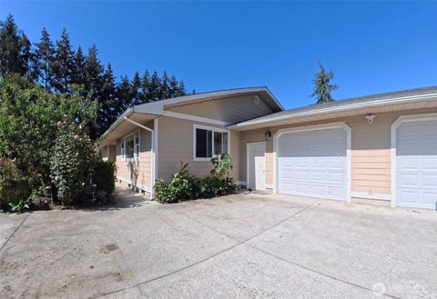 Photo of 378 Griffith Farm Road Road, Sequim, WA 98382 (MLS # 2578938)