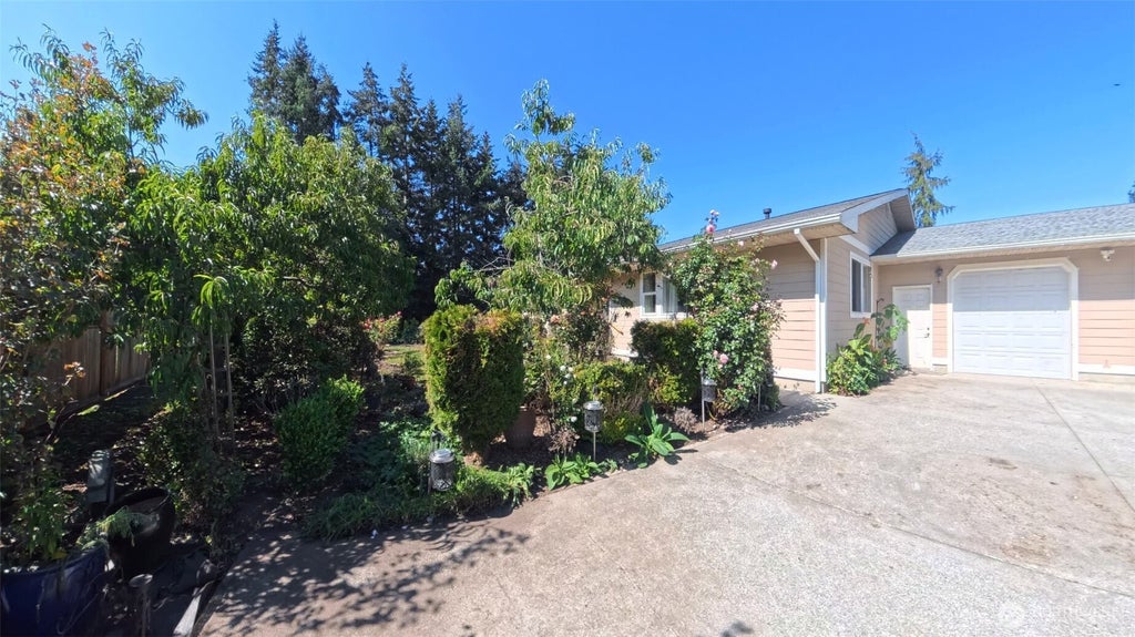 Photo of 378 Griffith Farm Road Road, Sequim, WA 98382 (MLS # 2578938)