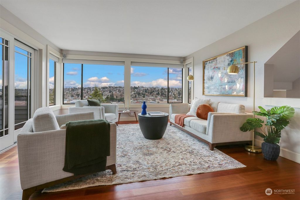 Photo of 941 W Emerson Street, Seattle, WA 98119 (MLS # 2199631)