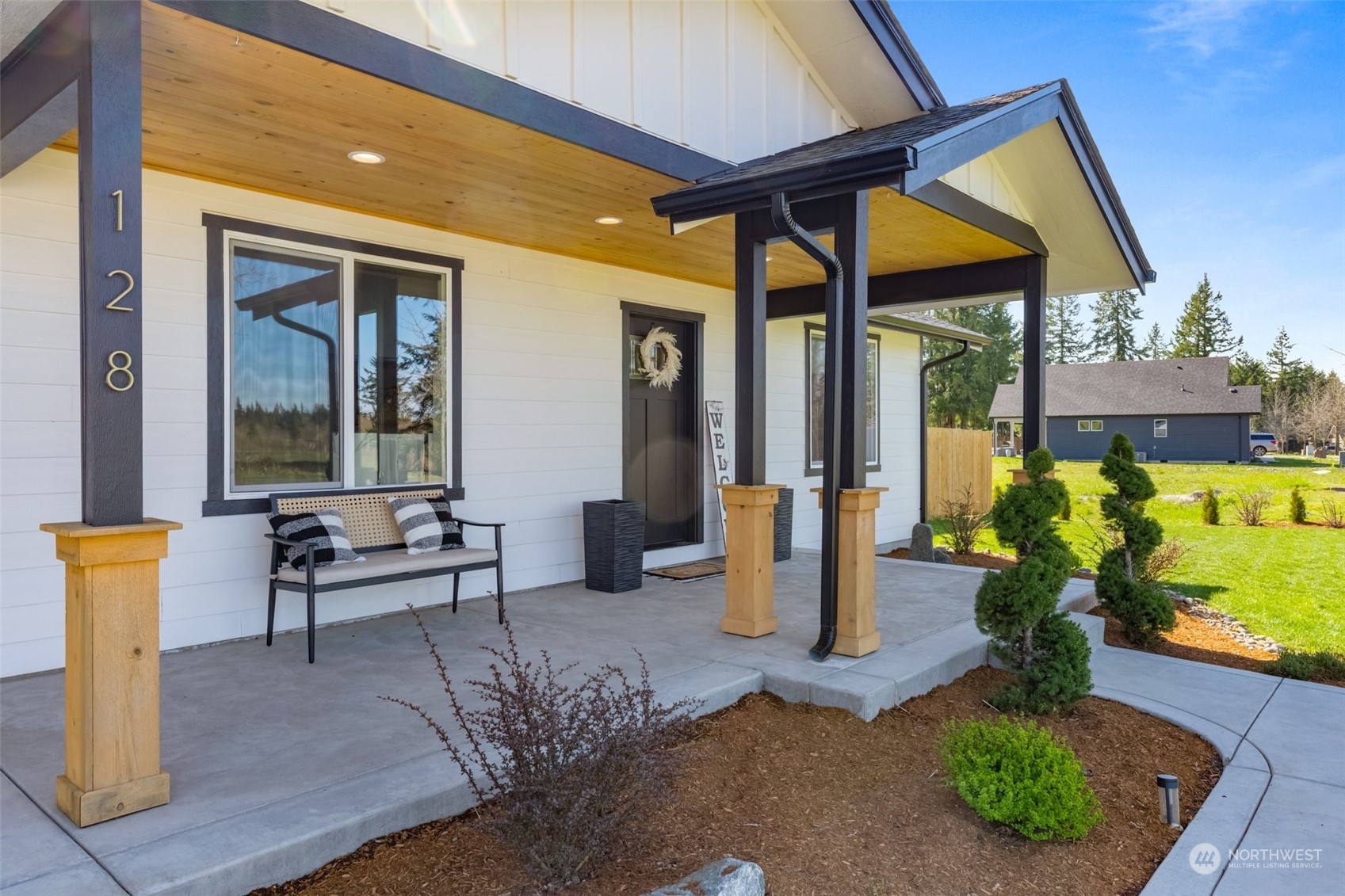 128 Redwood Lane