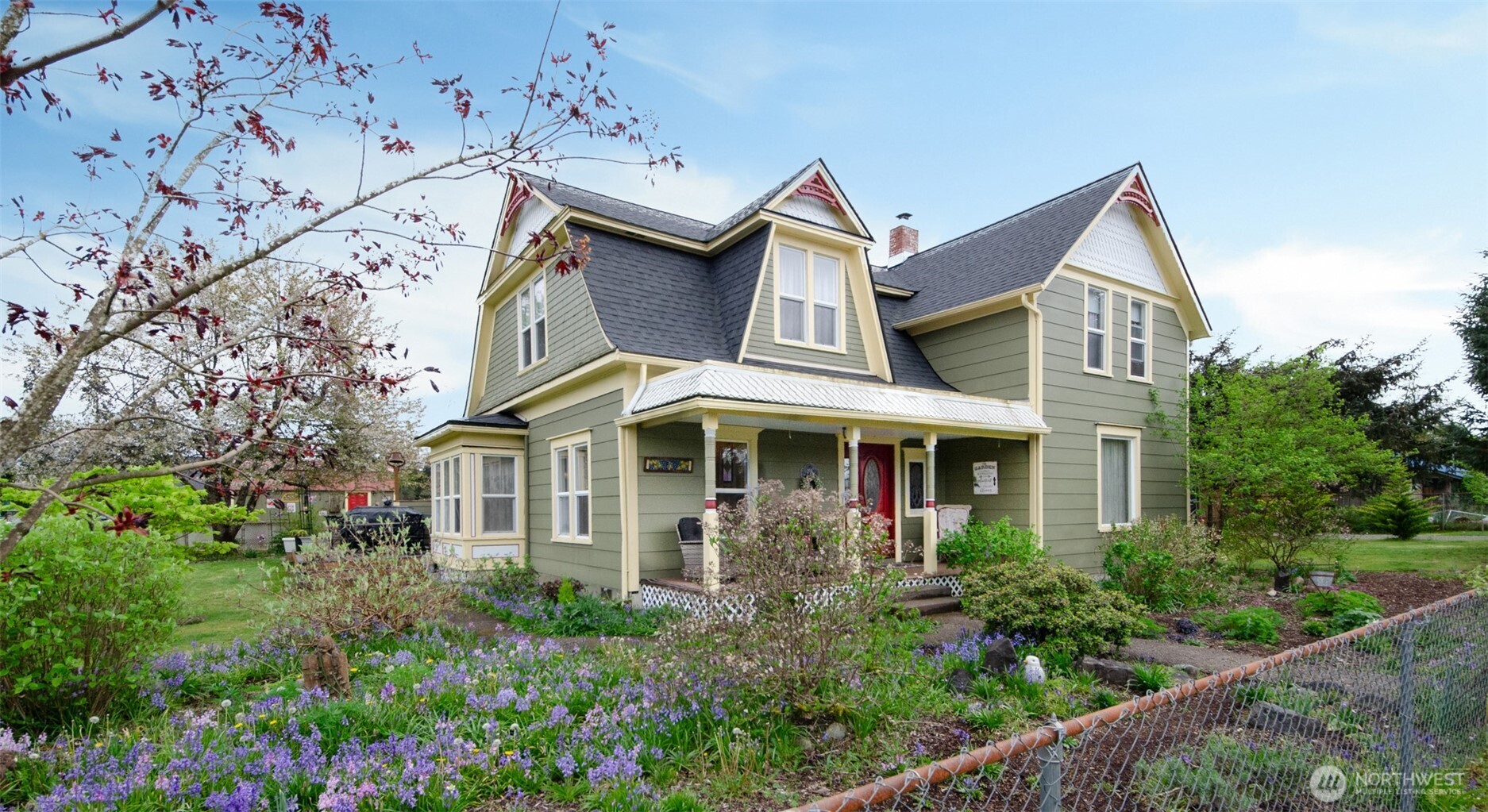 204 W Harris Avenue