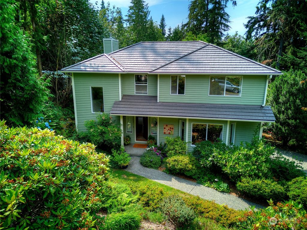 Photo of 11708 Clearview Drive, Edmonds, WA 98026 (MLS # 2272710)
