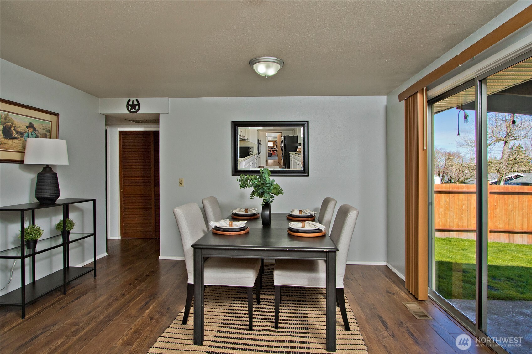 1867 Clovercrest Street