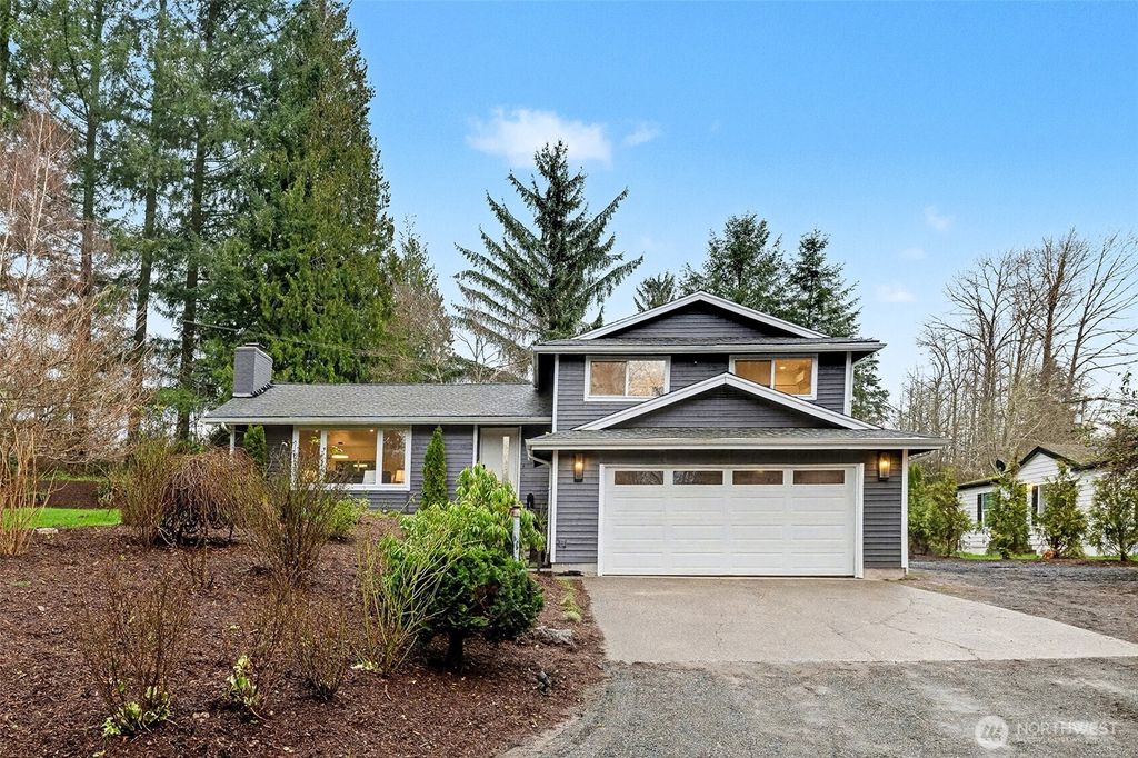 Photo of 27832 SE 196th Place, Maple Valley, WA 98038 (MLS # 2463368)