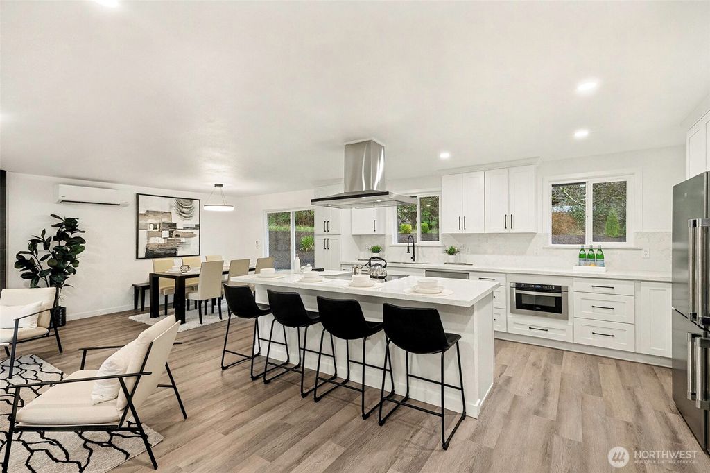 Photo of 27832 SE 196th Place, Maple Valley, WA 98038 (MLS # 2463368)