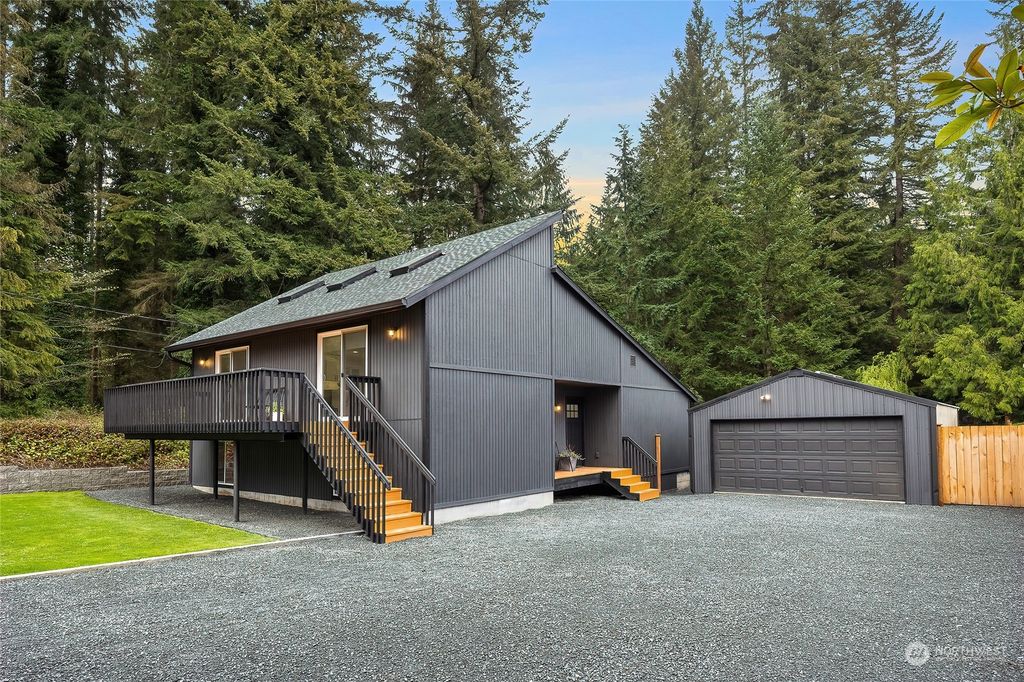 Photo of 6611 184th Drive SE, Snohomish, WA 98290 (MLS # 2229650)