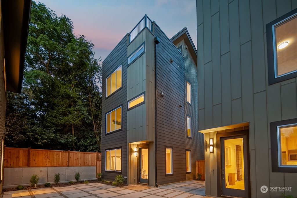 Photo of 113 N 105th Street, Seattle, WA 98133 (MLS # 2293050)
