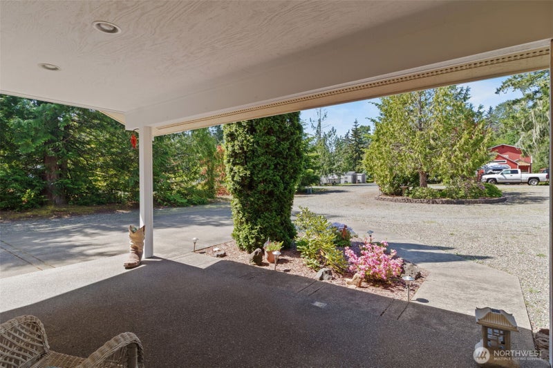 101 N Fairway Drive E