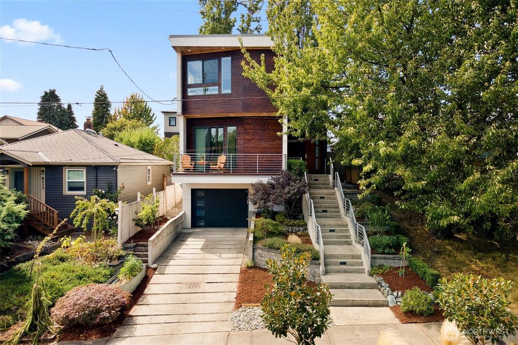 Photo of 4113 Palatine Avenue N, Seattle, WA 98103 (MLS # 2404845)