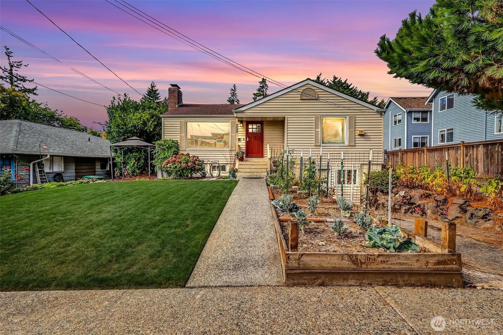 Photo of 5009 51st Avenue S, Seattle, WA 98118 (MLS # 2439594)