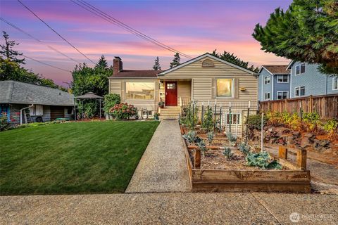 Photo of 5009 51st Avenue S, Seattle, WA 98118 (MLS # 2439594)