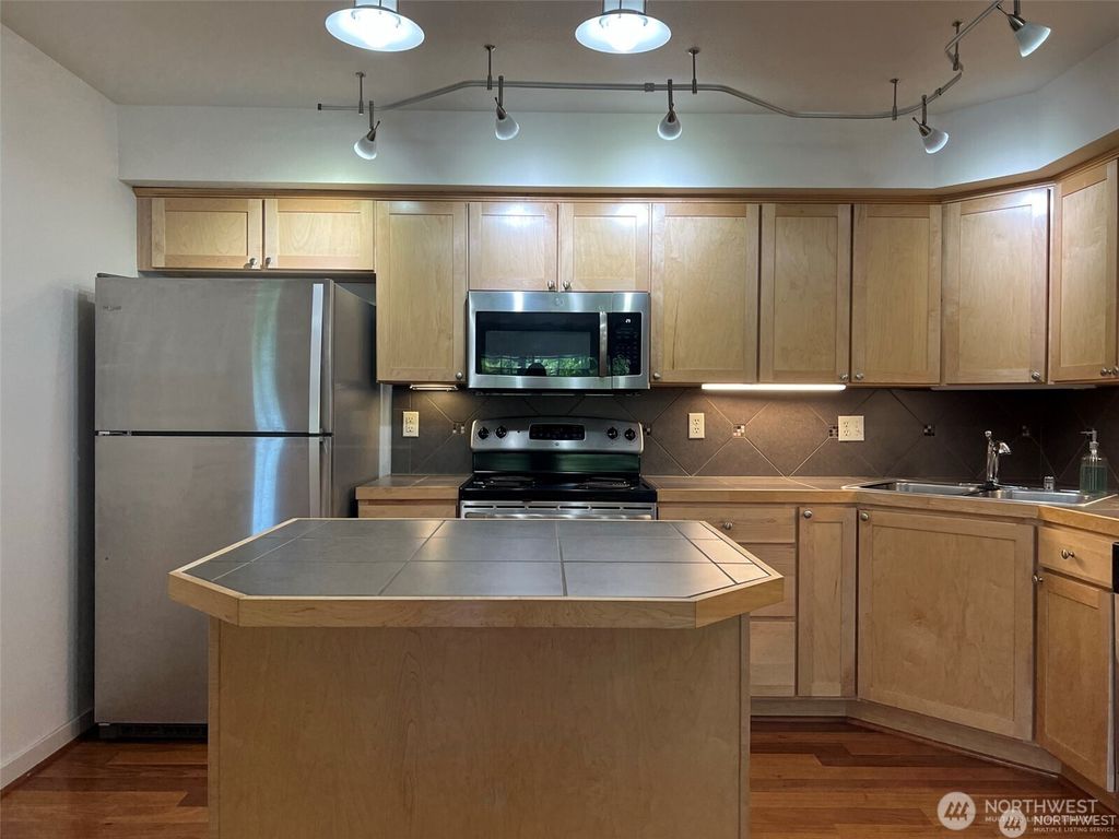 Photo of 13203 97th Avenue E #202, Puyallup, WA 98373 (MLS # 2518401)