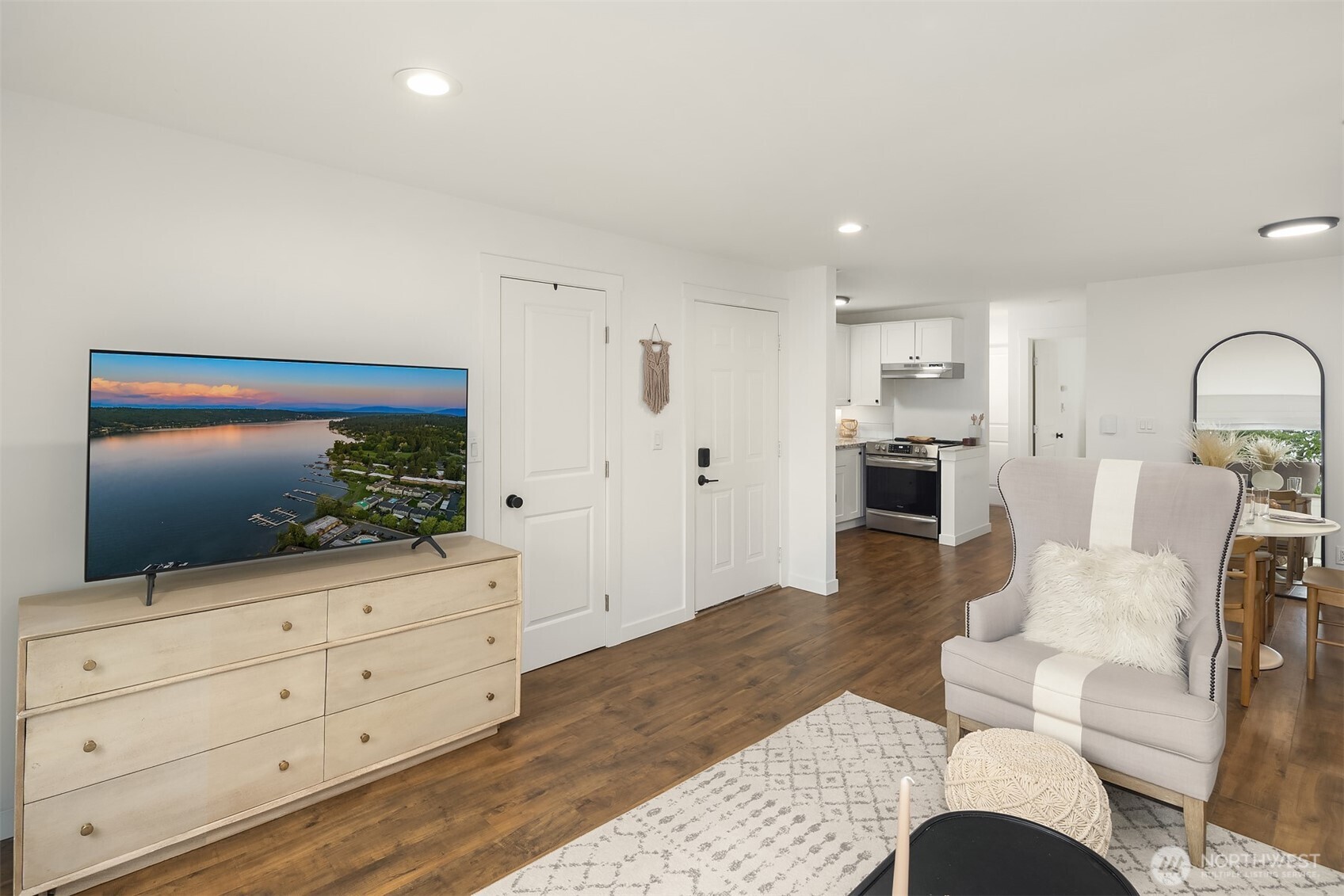 3834 175th Avenue NE E49