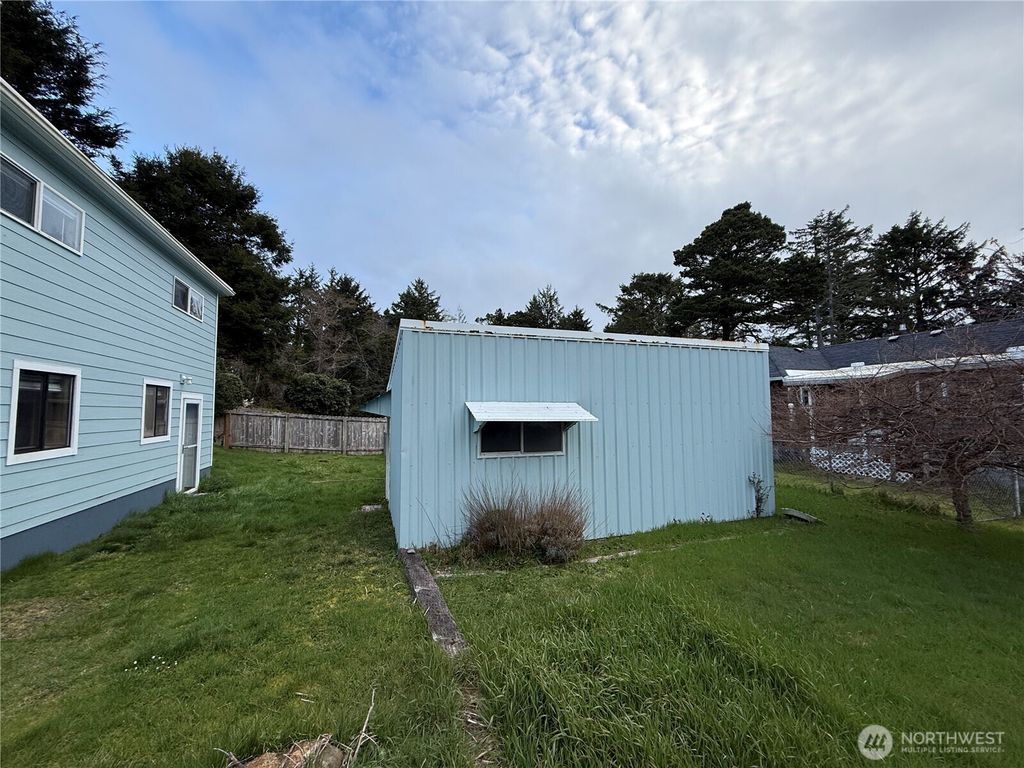 Photo of 1207 229th Place, Ocean Park, WA 98640 (MLS # 2496769)
