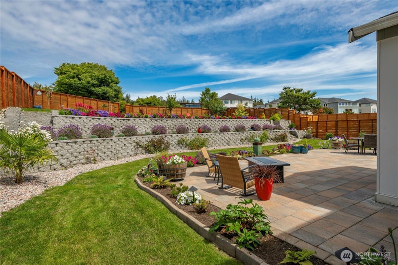 5436 Lonicera Drive