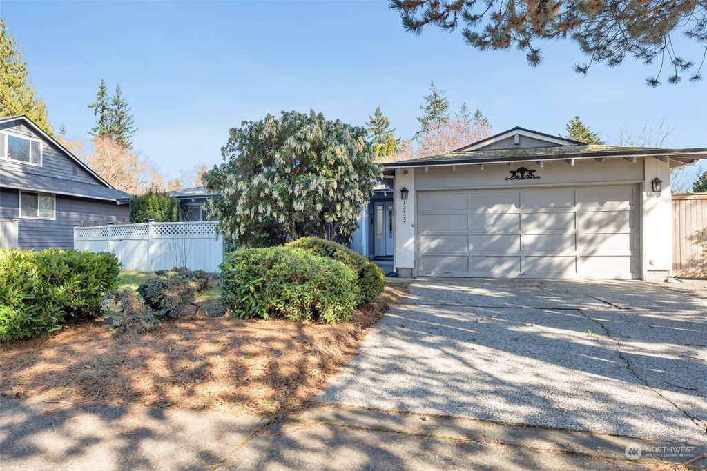 Photo of 13422 118th Avenue NE, Kirkland, WA 98034 (MLS # 2209043)