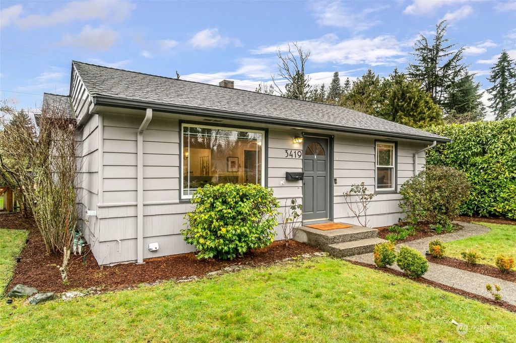 Photo of 3419 48th Avenue SW, Seattle, WA 98116 (MLS # 2200584)