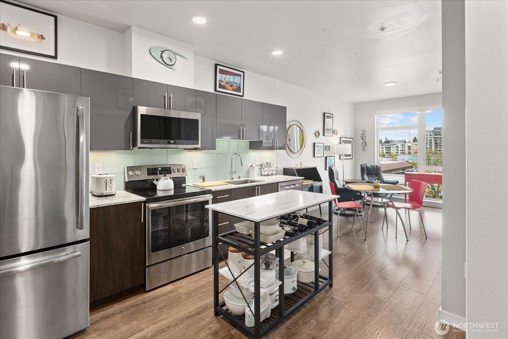 Photo of 1085 103rd Avenue NE #311, Bellevue, WA 98004 (MLS # 2507277)