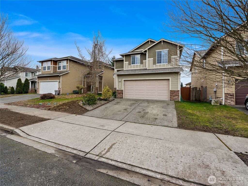 Photo of 16107 SE 256th Place, Covington, WA 98042 (MLS # 2483923)