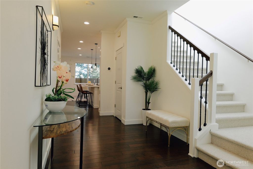 Photo of 12008 NE 162nd Place, Bothell, WA 98011 (MLS # 2498087)