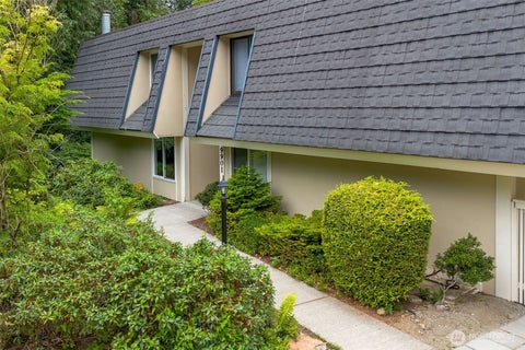 Photo of 9901 NE 124th Street #503, Kirkland, WA 98034 (MLS # 2562414)